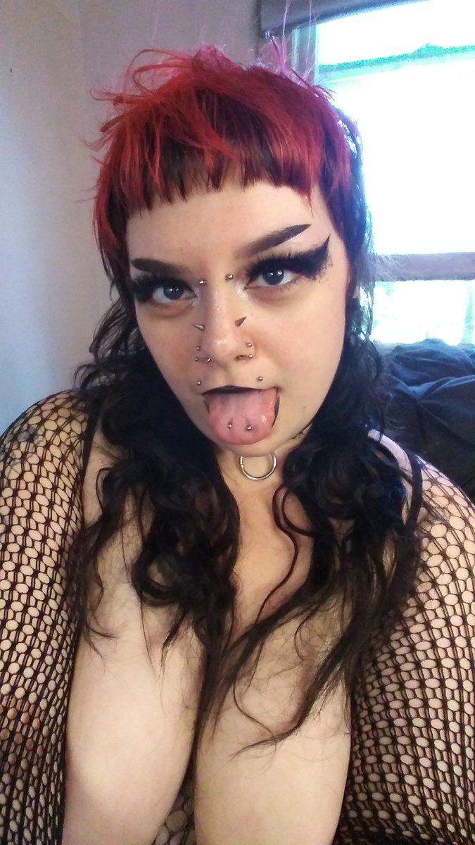 IvenVain's tweet photo. Join my show right now @Stripchat π https://t.co/6DneFwAHEB #stripchat #stripchatlive #bbw #bogboobs #altbabe #goth https://t.co/e2gwIZexaA