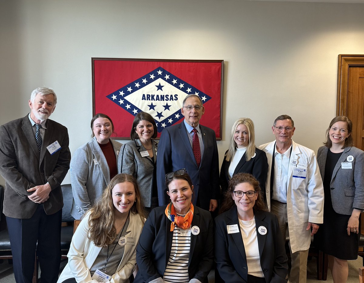 I was pleased to sit down with Natural State pediatricians about their policy priorities to provide better care for our state’s children. There's no substitute for directly hearing their input about challenges and opportunities to ensure Arkansas families’ well-being. #ARinDC