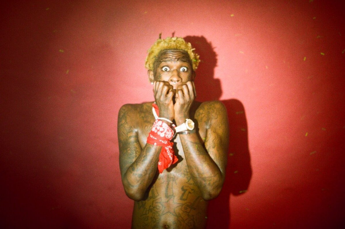 Kurrco's tweet photo. Young Thug's classic mixtape 'Barter 6' dropped nine years ago today 🅱️🔴