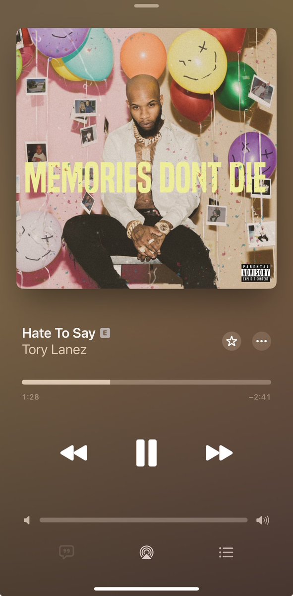 iYoungFresh's tweet photo. This shit still hard @torylanez 🔥 ☂️☔️ https://t.co/fhWysXAU6y