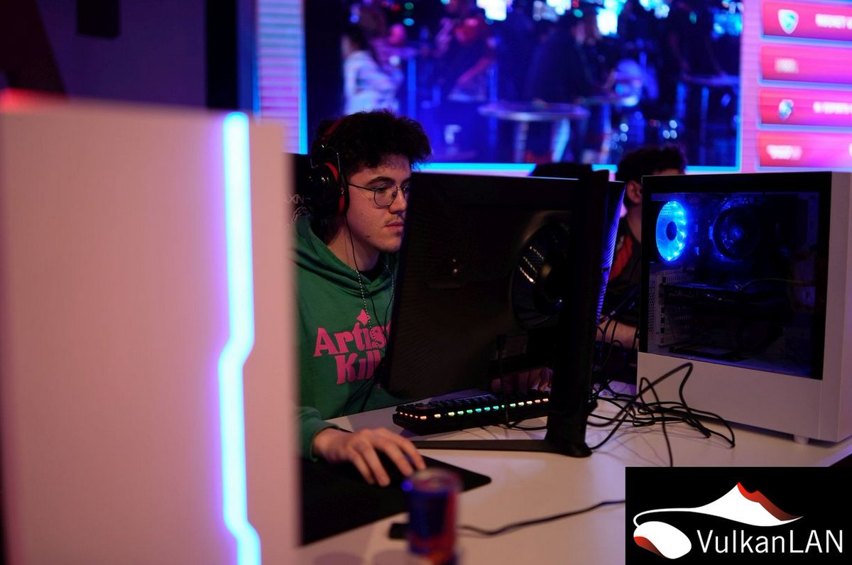 AKA ZUNI 𒉭 (@frazune) on Twitter photo LFT ⚡️
= 22 🇦🇹
= prev. <a href="/esportscologne/">eSports Cologne</a> (VRC Div. 2)
= comfortable on ANY role, most experienced on sentinel and smokes
= can IGL, little experience though
= very vocal, vibe merchant, positive and motivating attitude
❤️ & ♻️ appreciated!! 🫶
rib.gg/de/players/fra…
#LFT LFT ⚡️
= 22 🇦🇹
= prev. <a href="/esportscologne/">eSports Cologne</a> (VRC Div. 2)
= comfortable on ANY role, most experienced on sentinel and smokes
= can IGL, little experience though
= very vocal, vibe merchant, positive and motivating attitude
❤️ & ♻️ appreciated!! 🫶
rib.gg/de/players/fra…
#LFT