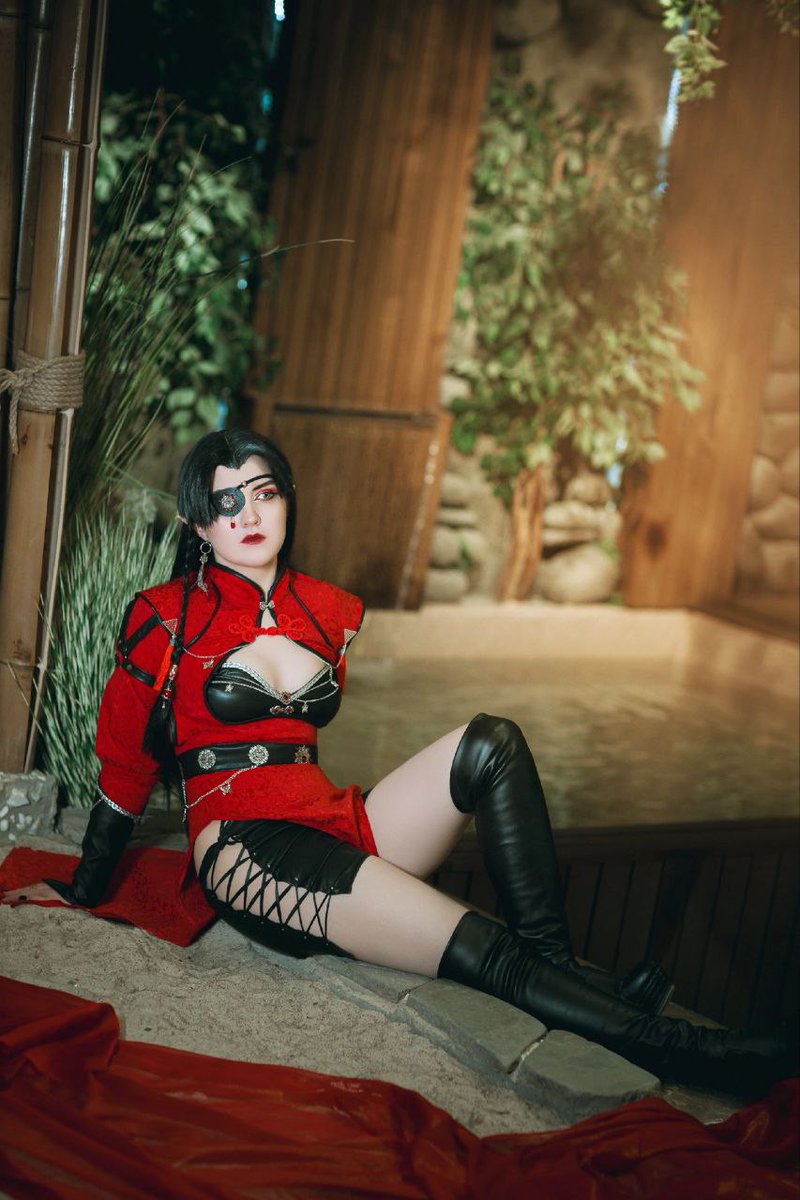 algolcrimson's tweet photo. @dahliadenoire I would like to show you my cosplay inspired by your art✨️ https://t.co/9DCbxDosbx