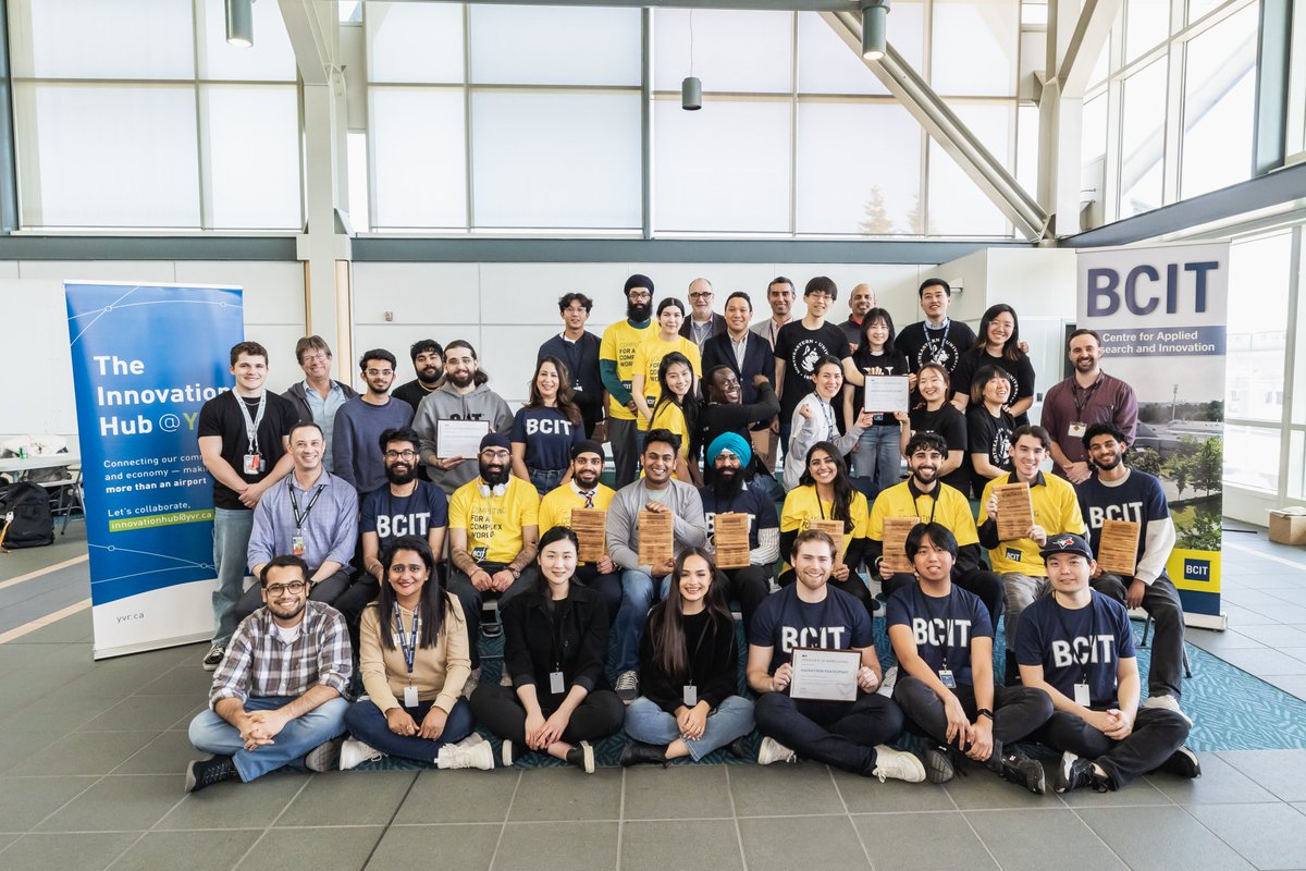 Thank you to all the students, staff, @SchneiderNA and @AinsworthInc for making our 2nd annual YVR Student Hackathon a big success! It was a great week of brainstorming and ideating on airport challenges. Shoutout to Team ORA from @bcit for the big win. 💡