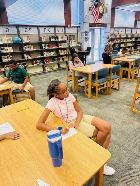 ColonialElem's tweet image. 🧪👩‍🔬👨‍🔬5th Grade Science Intervention Group led by our Admin Team, Mr. Washington and Mrs. Wills! Thank you for jumping in and leading this group!👨‍🔬👩‍🔬🧪 #loveleeschools #scienceintervention