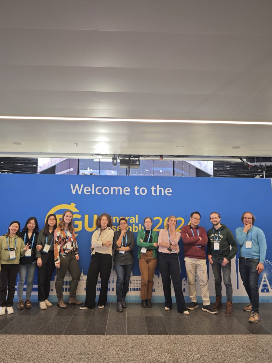 Not everybody in the picture but we have a big group at #EGU24 <a href="/WaterWageningen/">Water @ Wageningen</a>