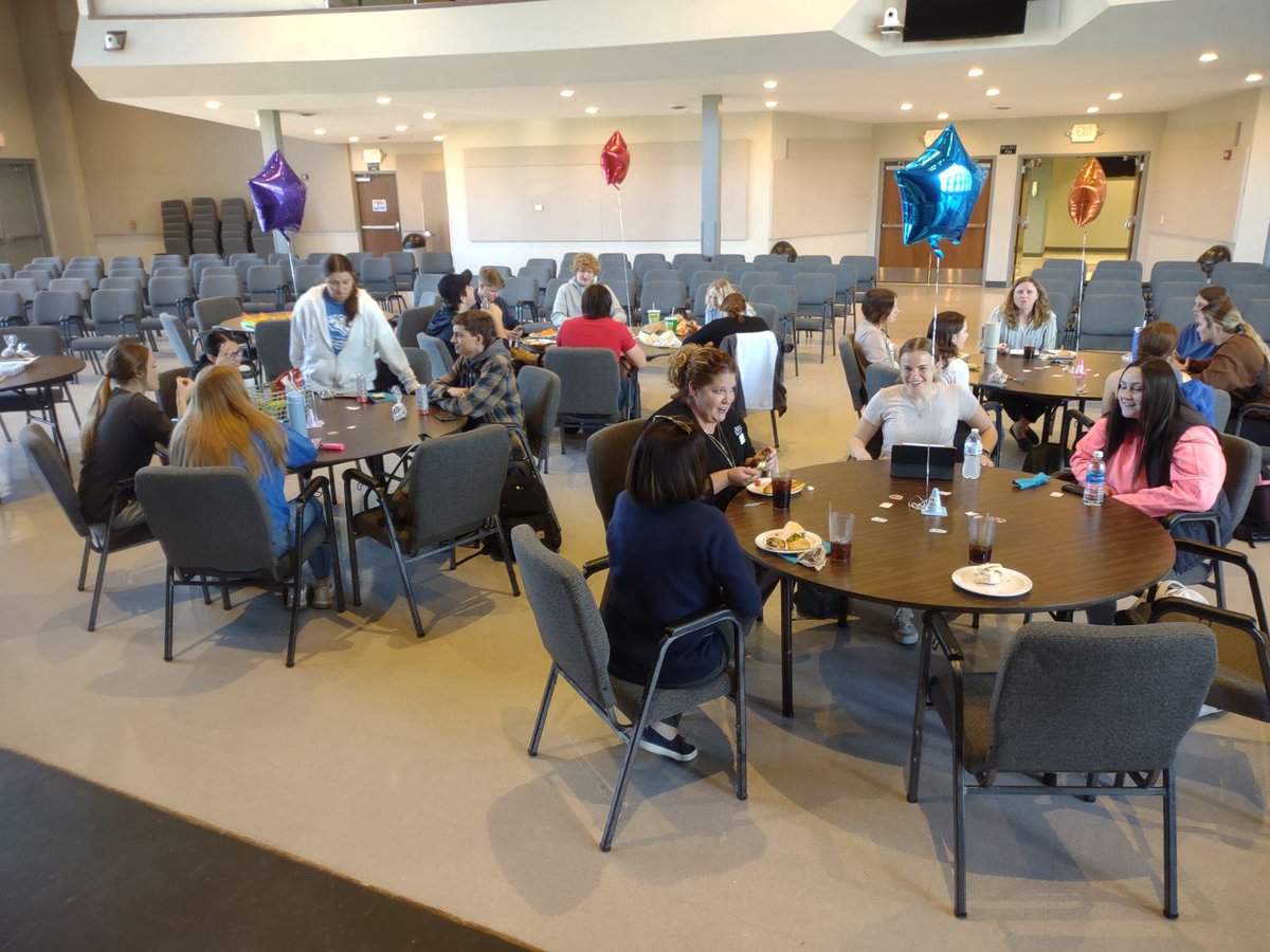 DWU Education tweet media