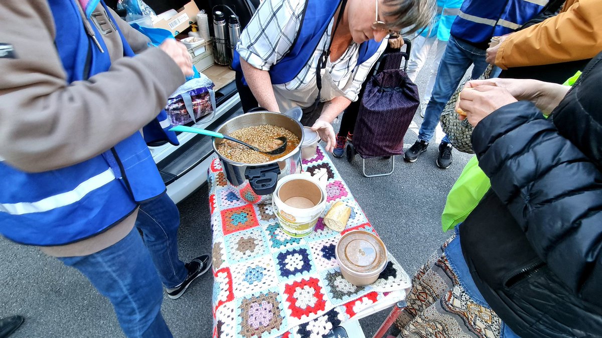 🙏 Un grand merci aux bénévoles pour cette #Nuitdelasolidarité ce soir. 

Indispensable pour mieux cibler et adapter nos actions de solidarité envers les plus vulnérables.