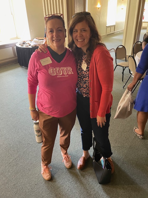 Look who I ran into at lunch? It’s @GOTRBerks Board Chair Sarah McCahon from our Energy Award Partner @BarleySnyder! Girl Power activate!

#gotrberks #berksw2w #barleysnyder #communitysupport #girlpower