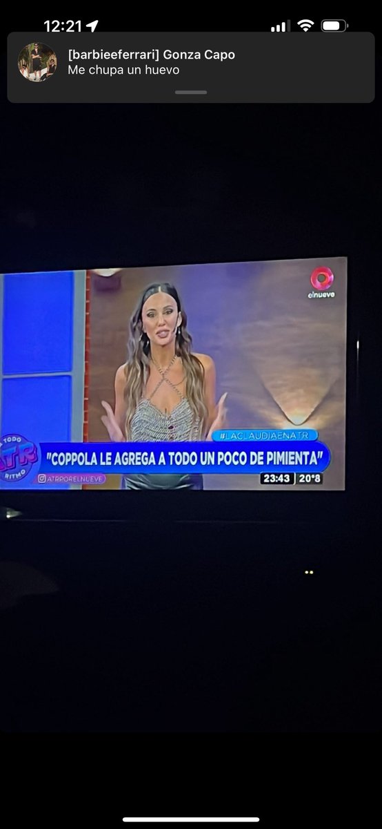 barbieeferrari's tweet photo. Ayer comenzó #atr en @canal9oficial y no podemos más de la felicidad ! Gracias equipo por tanto y vamos por todo ! Los espero a todos del otro lado 23 hs de lunes a viernes !📺🎤 #canal9 #claudiavillafañe #fernandoburlando #naraferragut #augustopomar #julianlabruna https://t.co/sXu7ypFtNc
