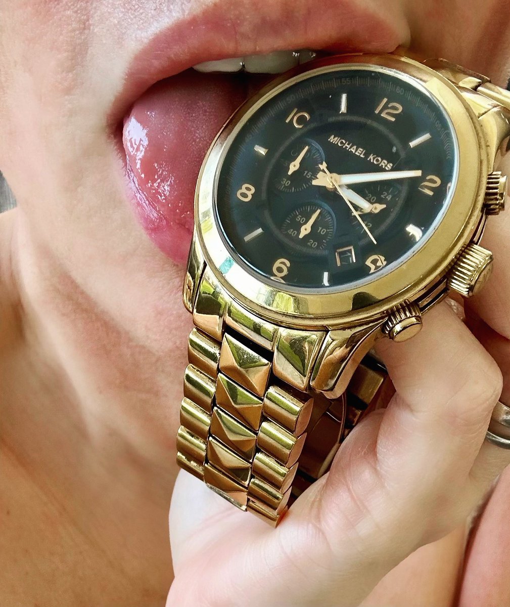 harmony_ebony's tweet photo. MK addition 

#watchfetish #watchlover #michaelkors #onlyfans https://t.co/wQGqZHHodE