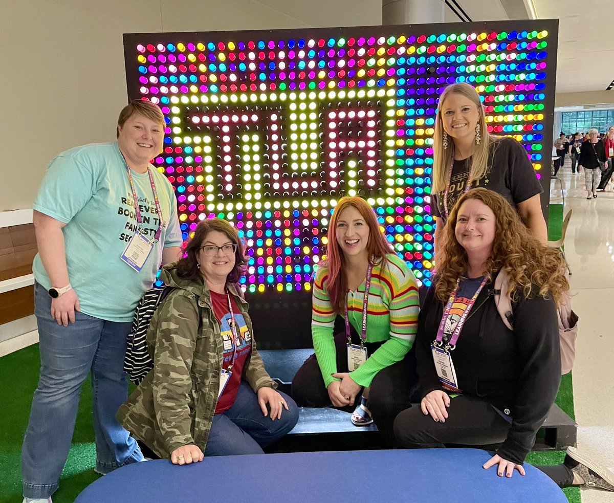 Holly Green tweet media