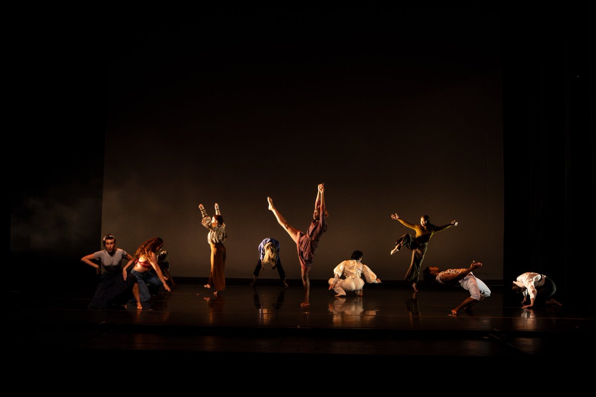 The Daily Texan (@thedailytexan) on Twitter photo .<a href="/uttad/">UT Theatre and Dance</a>'s recent showcase, "Points of Intersection," featured five dance numbers with five guest choreographers and curated the event around the theme of connection, showcasing diverse talent and processes while pushing dancers out of their comfort zones.
thedailytexan.com/2024/04/15/uts⦠.<a href="/uttad/">UT Theatre and Dance</a>'s recent showcase, "Points of Intersection," featured five dance numbers with five guest choreographers and curated the event around the theme of connection, showcasing diverse talent and processes while pushing dancers out of their comfort zones.
thedailytexan.com/2024/04/15/utsā¦