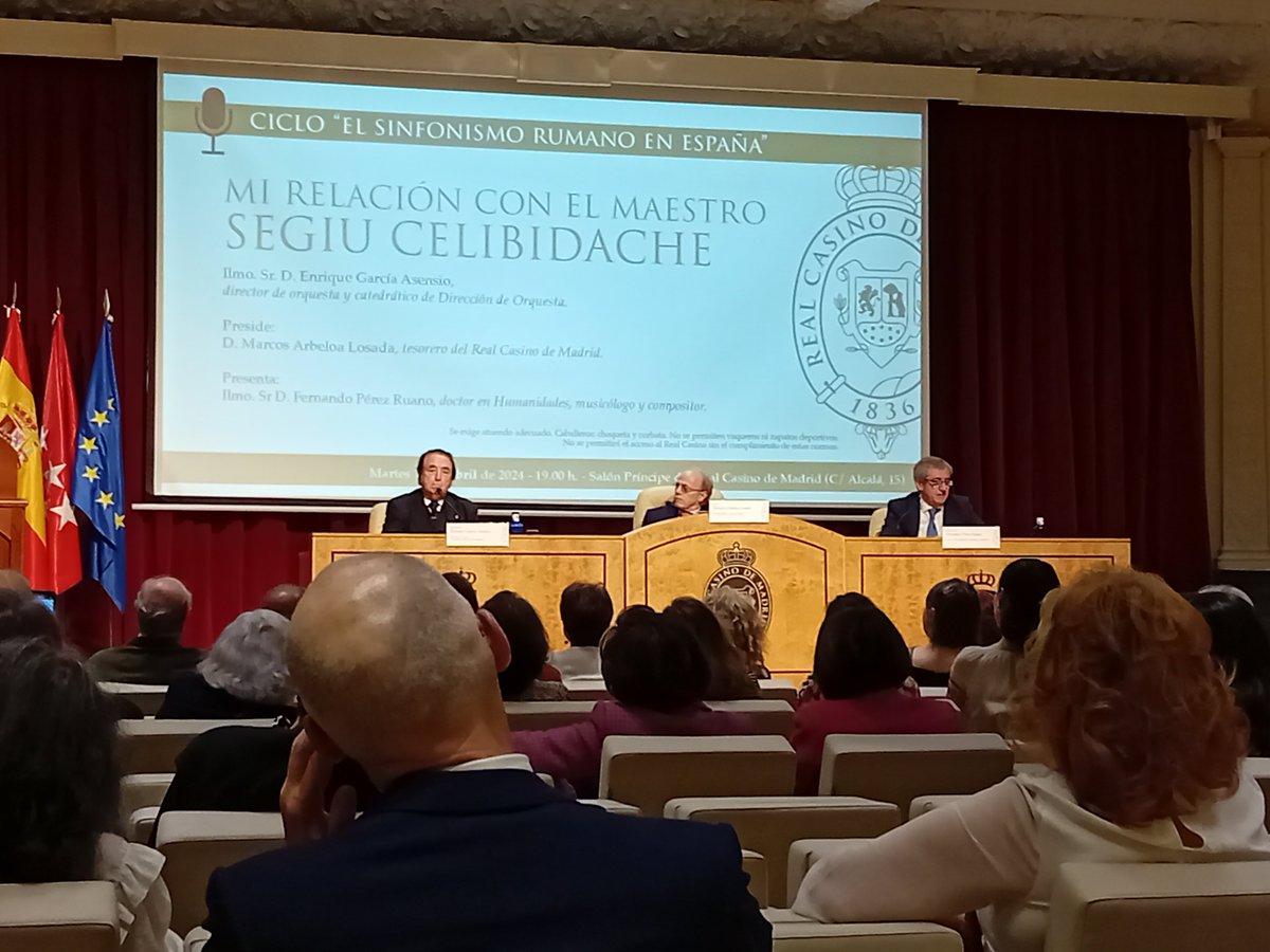 Preciosa charla del maestro García Asensio sobre Celibidache dentro del ciclo 'El sinfonismo rumano en España' en @CasinodeMadrid . Muchas gracias al Instituto Rumano de Cultura (@CulturaRumana) por la invitación.