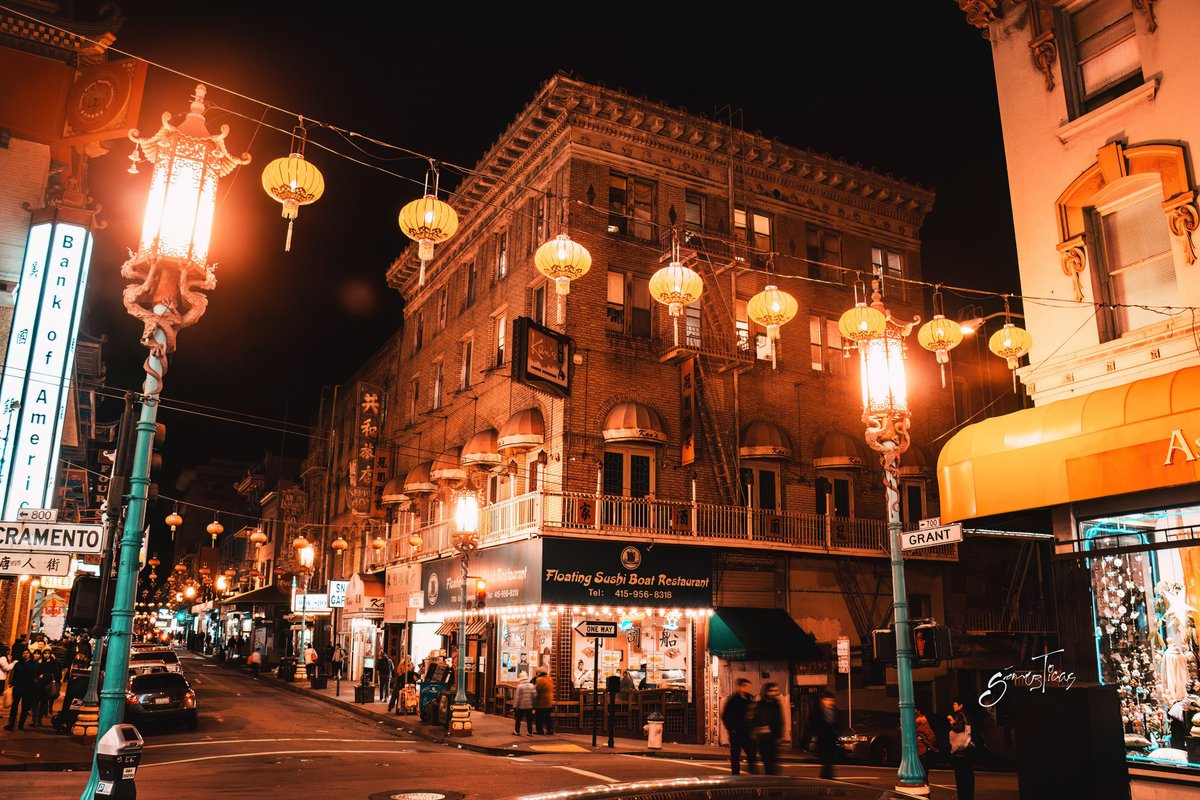 Picture of the day: Chinatown, Sacramento & Grant at SFO, a night walk in San Francisco's Chinatown is a delight for the senses. #SFO #VisitCalifornia #NorCal #WildCalifornia #ChinaTown #NightPhoto #StreetPhoto #visitsanfrancisco #canon #shotoncanon