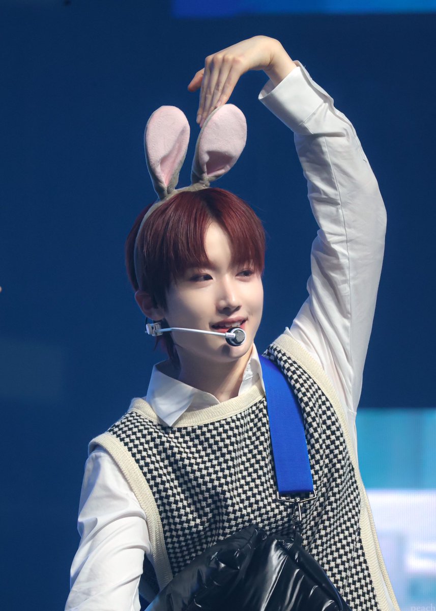 rhayiom's tweet photo. 넘넘 귀여움 강아지 혀기🐾 ͗ ͗˒˒
생일 축하해🤍.ᐟ.ᐟ
앞으로도 함께 하자♡

#TEMPEST #템페스트 #혁 #HYUK
#HAPPY_HYUK_DAY https://t.co/bklBqao71K