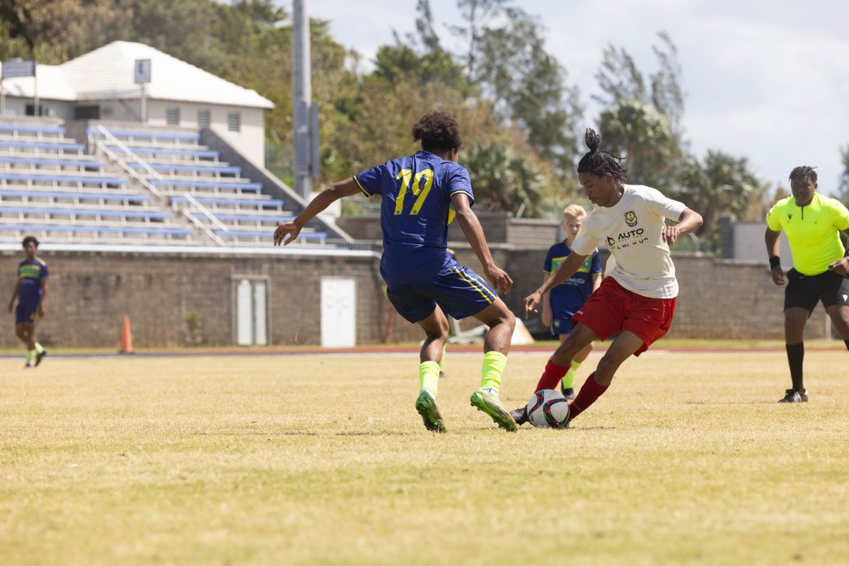 BermudaFA's tweet photo. Relive the moments from the 2024 U-18 Appleby Knockout Cup Final between FC Bascome and NVCC! โฝ๏ธ Swipe through to see some action-shots. ๐ #U18CupFinal #FCBascome #NVCC #FootballHighlights https://t.co/MR5xa9Ja3n