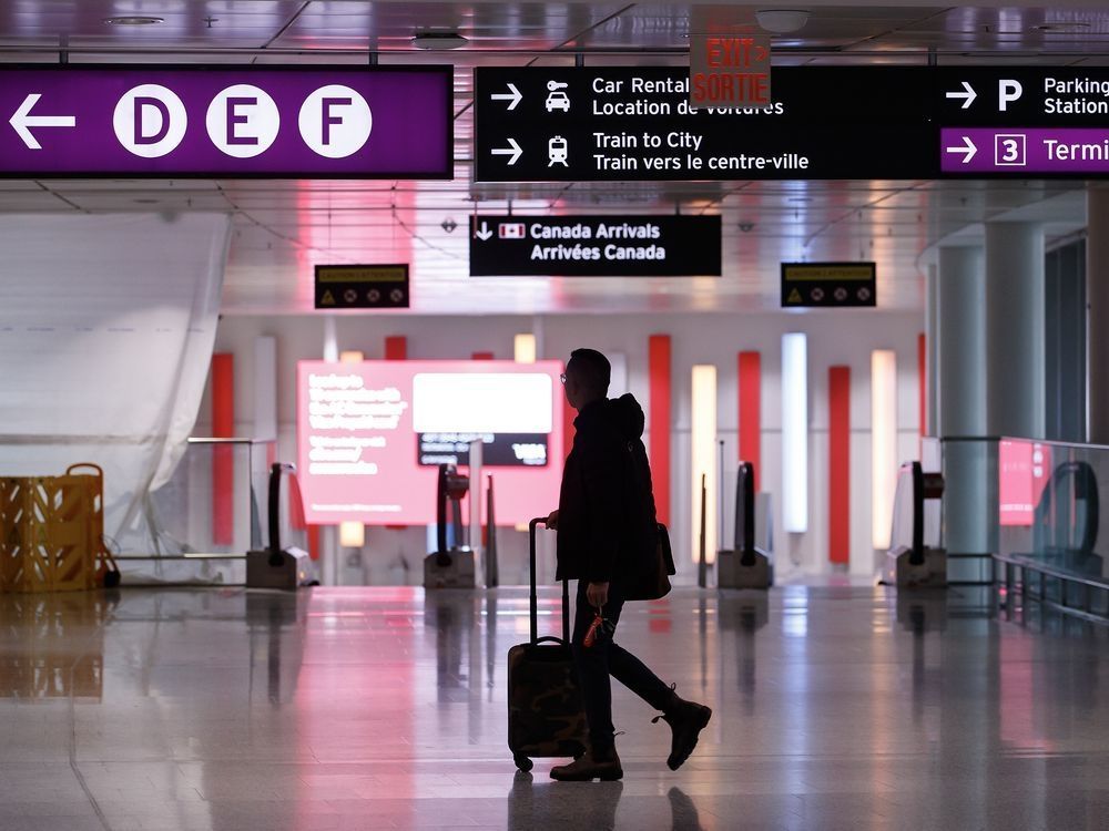 Airline caterers go on strike, affecting travellers on flights via Toronto Pearson airport calgaryherald.com/business/money…