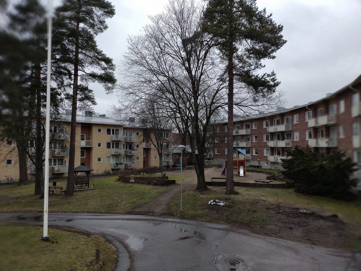 kaiarilundell's tweet photo. Järjestetyllä #Maunula kävelykierroksella tänään. Ilma suosi kulkijoita. https://t.co/UKPB3f0cWa