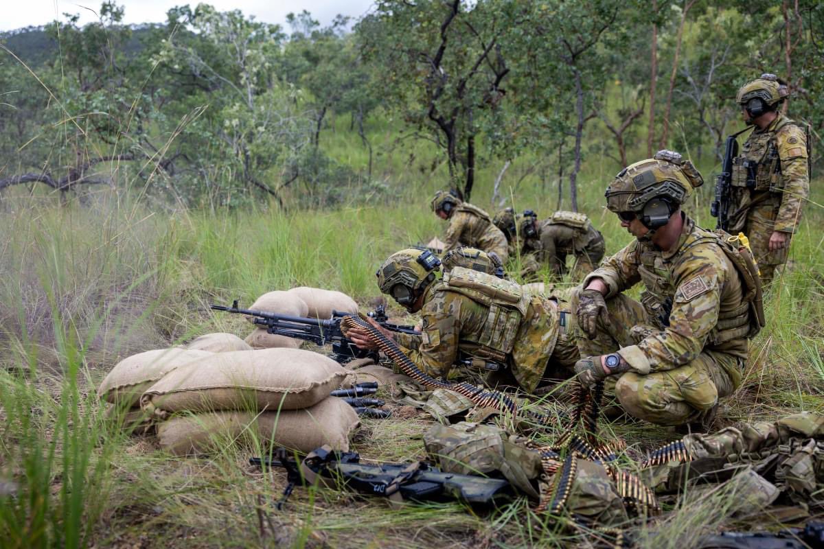 @AustralianArmy photo showing a MAG58 position
Of note, 3 spare barrels, lots (A LOT!!) of ammunition and an Indirect Fire Sight

#Infantry