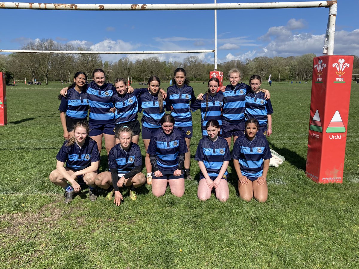 newbridgepe's tweet photo. Excellent day of 7’s @UrddWRU7 U16’s girls winning one game in a very tough group. 

Year 10 just missing out in the Plate Final to a superb Bro Morgannwg👏👏 https://t.co/rwbn8rCsgo