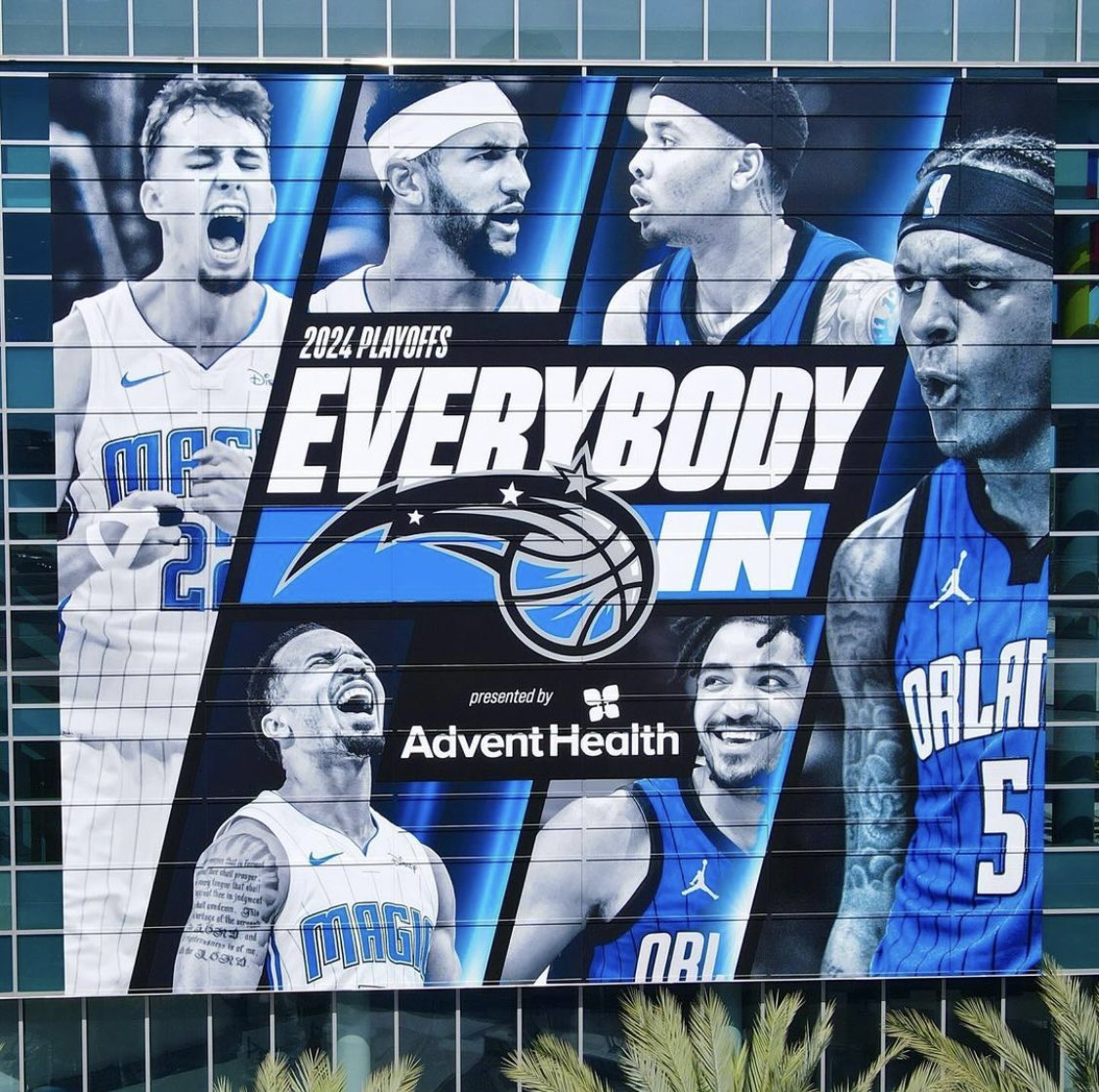 epps_wendell's tweet photo. New window graphics outside @TheKiaCenter 🔥

#EverybodyIn https://t.co/UtWF6kQHCB