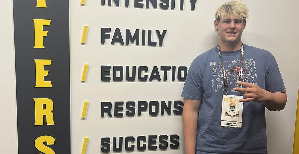 Rocklin (Calif.) offensive tackle Garrison Blank had high praise for Arizona State following an unofficial visit 247sports.com/college/arizon…