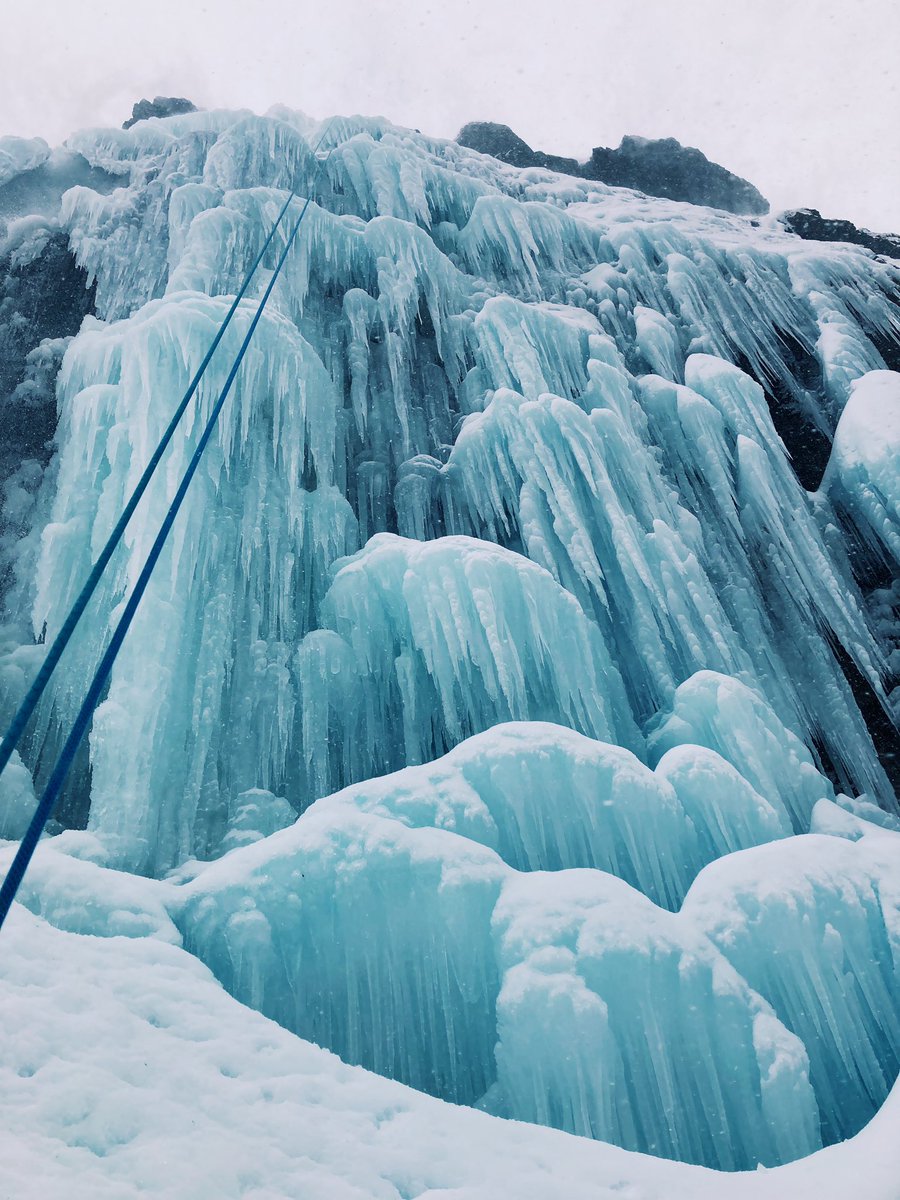 KLinspector's tweet photo. Islandia es un país genial para la escalada de aventura. Todo es tan inexplorado <3 https://t.co/JwfCffc5Ui