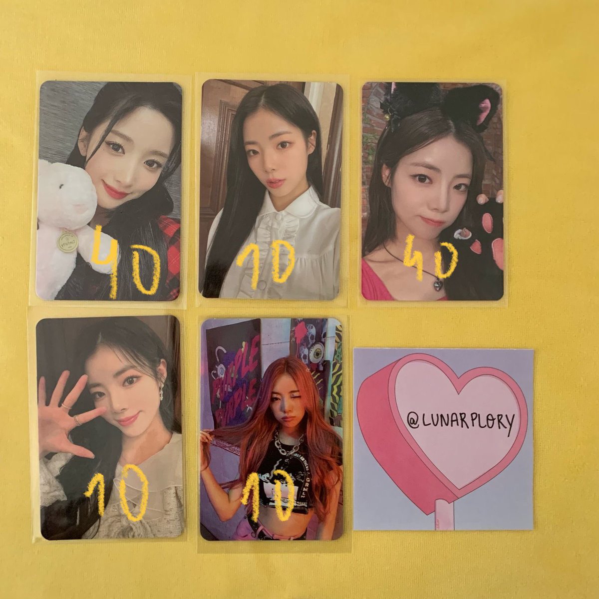 lunassemble's tweet photo. VENDO/VENDA
Purple Kiss e Loona/Loossemble
Goeun Yuki e Gowon Photocard
Preços sem frete incluso. Frete fixo em 12 reais.
Levando os 3 cards de 10 reais da goeun faço por 20 + frete.
Feedbacks no meu ig lunarplory https://t.co/lfGMcQLQoC