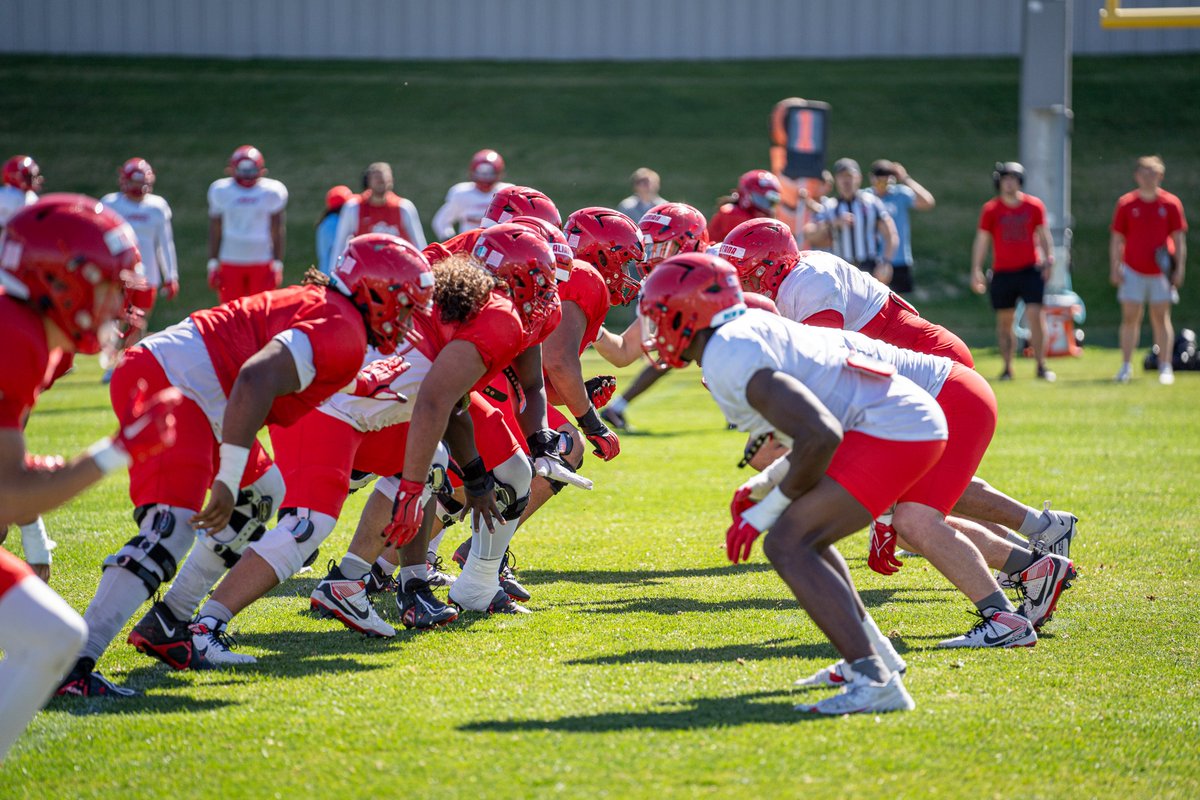 4⃣ days until the Spring Game! 🗓️ Saturday, 1 PM at University Stadium