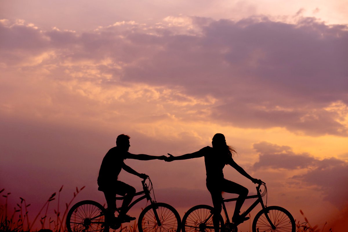 brocnbells's tweet photo. Couples who exercise together stay together. 💦 👩‍❤️‍👨 https://t.co/N4KcQx0Lty