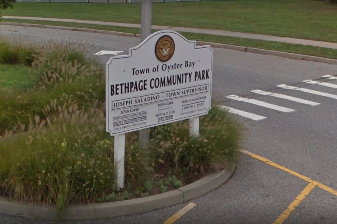 🔊 ON THE RECORD: Outrage after chemical drums found buried in LI park -- now, the clean-up begins 🛢️☣️ reporter @sophiabhall1 joined On The Record w/ @SteveScottNEWS with the latest: bit.ly/43XEr93