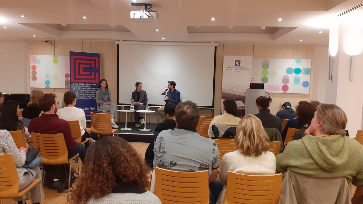 #OneWorldinBrussels Day 1 🎞 Screening at Norway House opened by Ambassador of Norway to the Kingdom of Belgium, H. E. Jørn Gloslie and followed by a discussion on #environmental protection and #sami cultural #heritage 👏 In presence of the director @DBAnnemarte