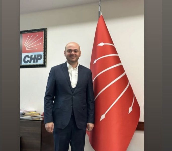 Bu Gurur Bizde Hep Var 📌 Zaferin Adresi Bahçelievler . Tecrübeleri ve emekleriyle güzel işler yapacağına inandığımız CHP İBB Grup sözcümüz Sn @gencayozcn 'ı tebrik ediyor, başarılar diliyorum.