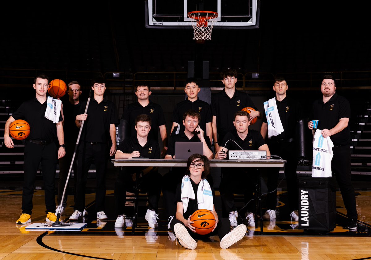 🏀💼💻

Are you a <a href="/uiowa/">University of Iowa</a> student and interested in becoming a student manager for our program? 

Contact current manager Colby Calvert 
(colby-calvert@uiowa.com) for more information!

#Hawkeyes