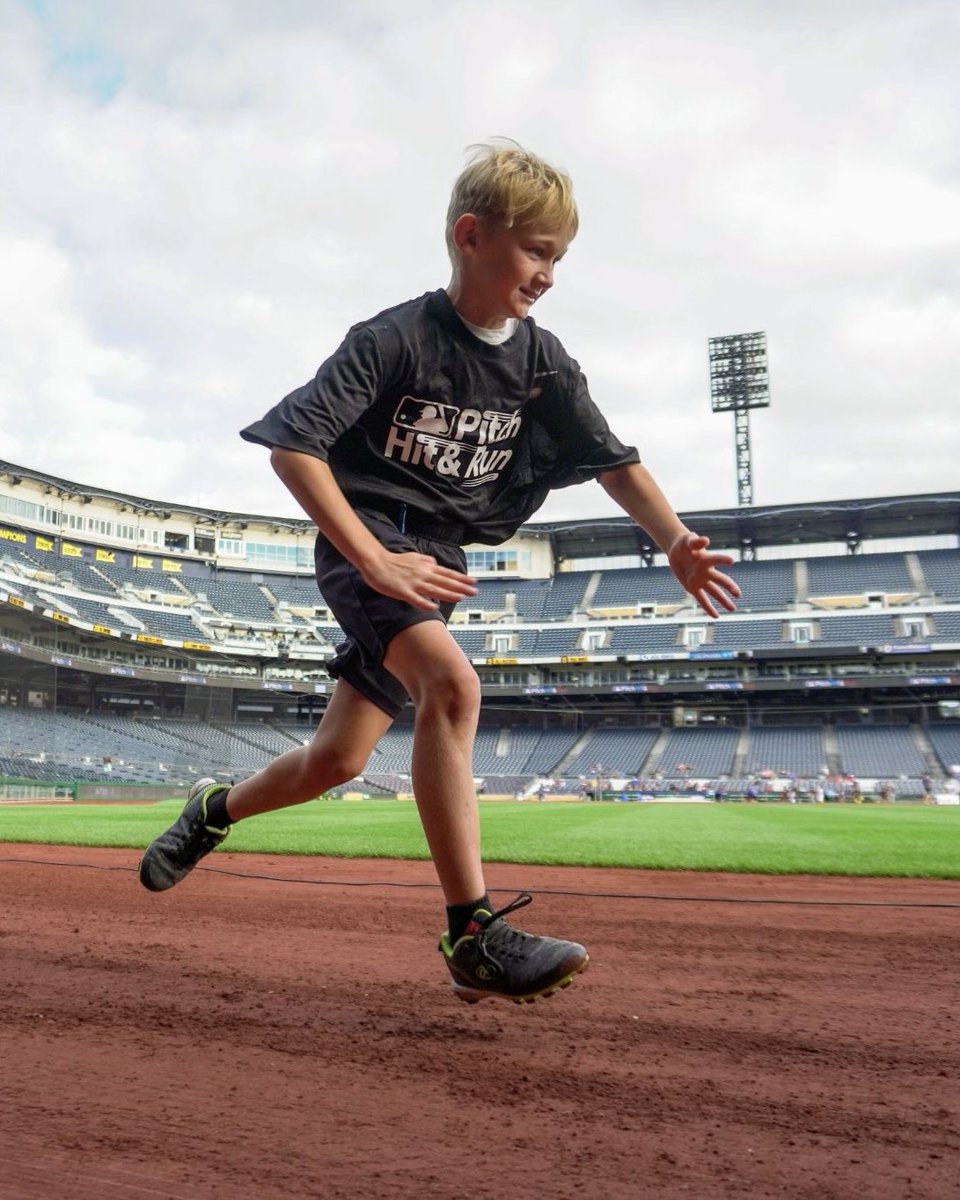 Your chance to compete at the 2024 World Series is just a sprint away! Race over to our link below & register your athlete to cross the championship finish line! #PitchHitRun mlb.com/pitch-hit-and-…