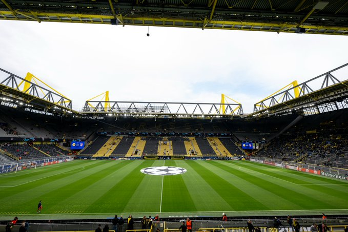 #Dortmund XI: Kobel, Maatsen, Schlotterbeck, Hummels, Ryerson, Emre Can, Sabitzer, Sancho, Brandt, Adeyemi, Fullkrug. #AtleticoMadrid XI: Oblak, Molina, Witsel, Gimenez, Hermoso, Azpilicueta, Llorente, Koke, de Paul, Morata, Griezmann. 22.00 #UCL 🇩🇪🇪🇸 İlk maç Atletico Madrid…