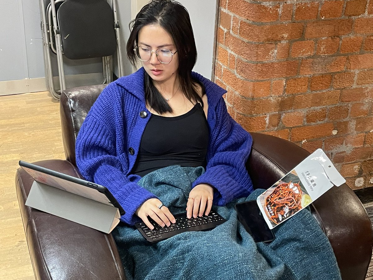 Back in rehearsal room for Project Atom Boi!!!!

Feeling warm, happy and supported in the lovely space of <a href="/boldelephant_/">BOLD</a> 

Had a wonderful first day with rewriting, devising and Chinese snack in the room🥹

Can’t wait to show what we got <a href="/CamdenPT/">Camden People's Theatre</a>