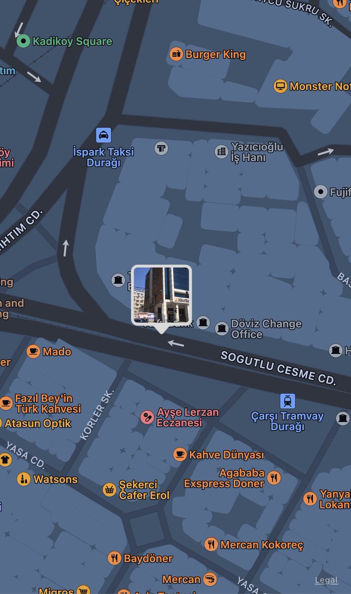 Kadıköy Söğütlüçeşme Caddesi üzerinde yaya trafiğinin en yoğun olduğu yerde bu tedbirsizlik aylardır devam ediyor! Önlem alınması için birinin başına moloz düşüp hayatınımı kaybetmesi gerekiyor? <a href="/IBBcozummerkezi/">İBB Çözüm Merkezi</a> <a href="/kadikoybelediye/">Kadıköy Belediyesi</a> <a href="/ekrem_imamoglu/">Ekrem İmamoğlu</a> <a href="/mesutkosedagi/">Mesut Kösedağı</a>