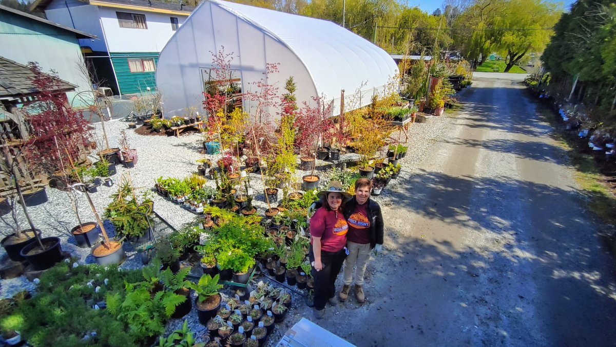 778topsoil's tweet photo. The Artisan team had a fantastic lunch for this year’s #lunchboxchallenge to celebrate #BCConstructionWeek. Thanks to for making this day happen, the crew loved it and the day turned out perfectly!!! #bcca #builtright #bclandscapers
Thanks again to @thisisBCCA and all sponsors! https://t.co/dkdnIXVUyp