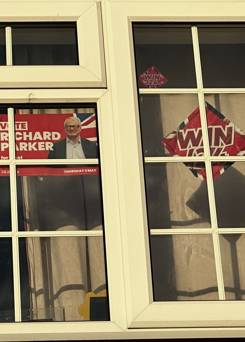 Sney0825's tweet photo. In this house we’re voting @RichParkerLab on May 2nd. 🌹🗳️✨ https://t.co/xMd5XHpcwX