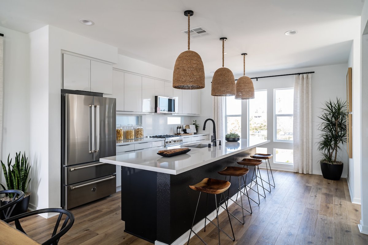 Compton living just got an upgrade! The VIP List is now open for Sycamore Walk—a new neighborhood of gated townhomes with style and a central location.

👉🏽 bit.ly/3vF9zxk
