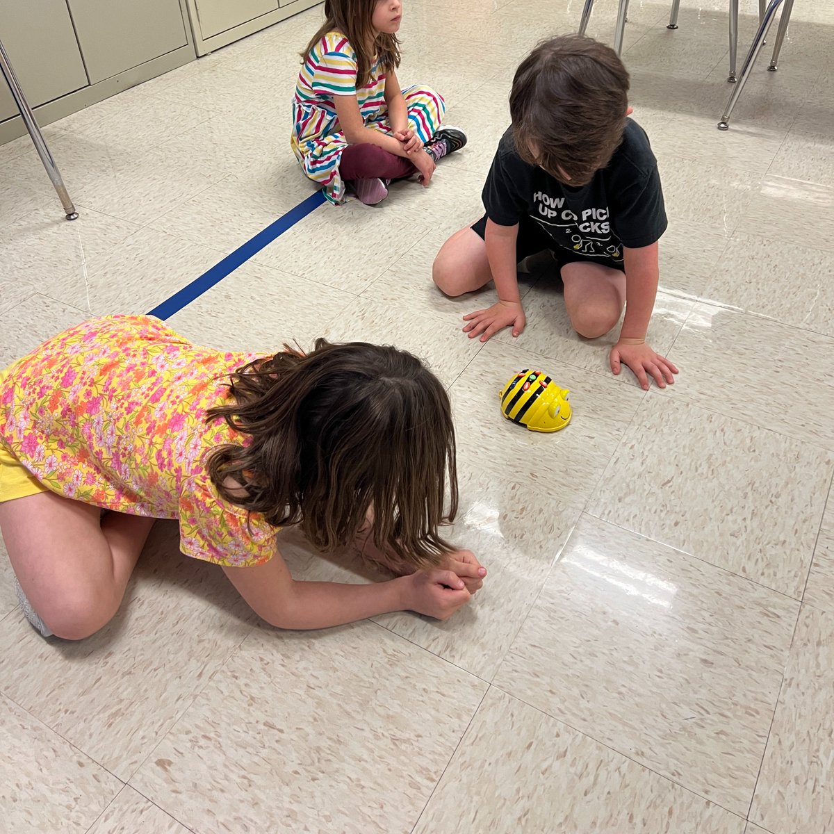 hasd_whe's tweet photo. Room 3 Kindergarten students explored the buttons on the Bee Bot during Technology class today! Next week they'll program from start to finish. https://t.co/OVIPSWip7B