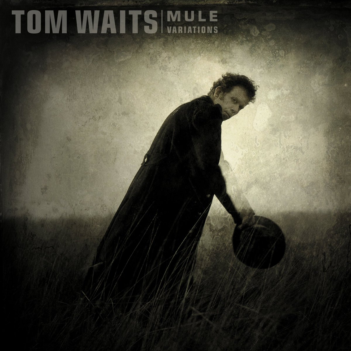 Tom Waits' 'Mule Variations' is 25 years old today. ➡️ bit.ly/3vY29W3 Read @andrewspiesss’ “All Things Reconsidered” essay about Waits’ 13th studio album.
