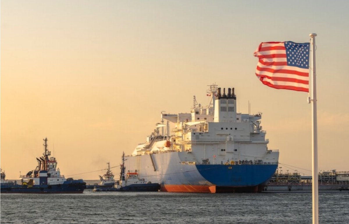 World #LNG News • The US exported a record volume of gas and LNG in 2023, up 10% from 2022: ow.ly/Bxrc50RgE9y • Qatar to challenge US as top LNG exporter: ow.ly/322850RgE9u • US House passes bill to speed permits for LNG exports: ow.ly/KeO450RgE9C