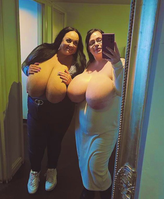 𝙅𝙅 𝙅𝙀𝙒𝙀𝙇 - Been discussing our plans on blowing up the internet 1 dick at a time with the gorgeous @georginagee_ https://t.co/w0kZroMRah