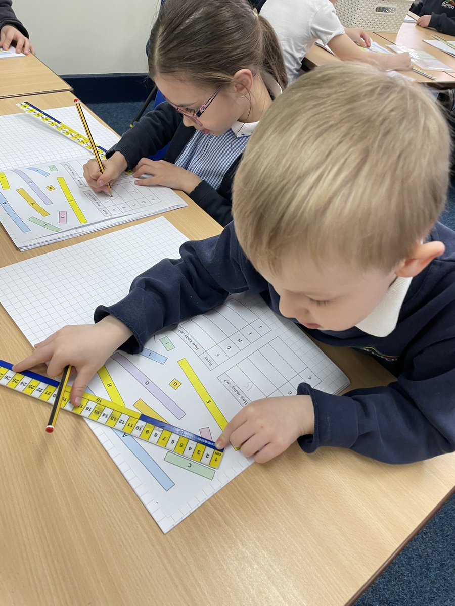 Miss Edwards tweet media