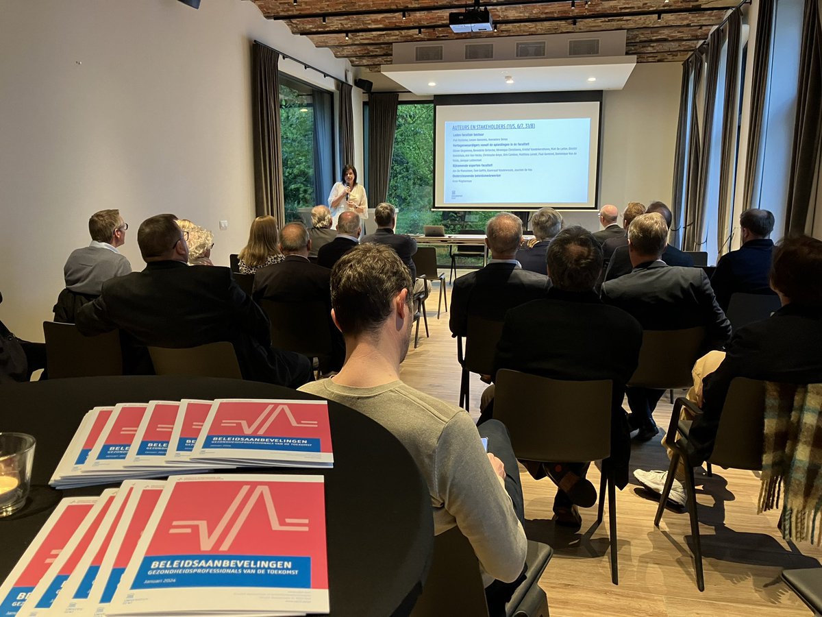 BewegingNetMVL's tweet photo. De Stroom: 'Beleidsaanbevelingen #Gezondheidsprofessionals van de toekomst'  - prof dr Miet De Letter @ugent 

#DeStroom || #DeBriel https://t.co/JyVDHis7i0