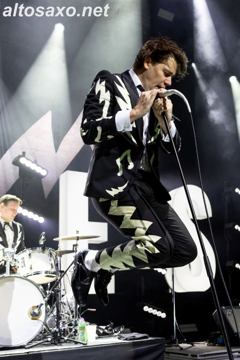 Pelle Almqvist of The Hives performs live at Eventim Apollo in London on April 13, 2024. #TheHives #garagepunk #garagerock 
ALTOSAXO Music Apparel 
altosaxo.net