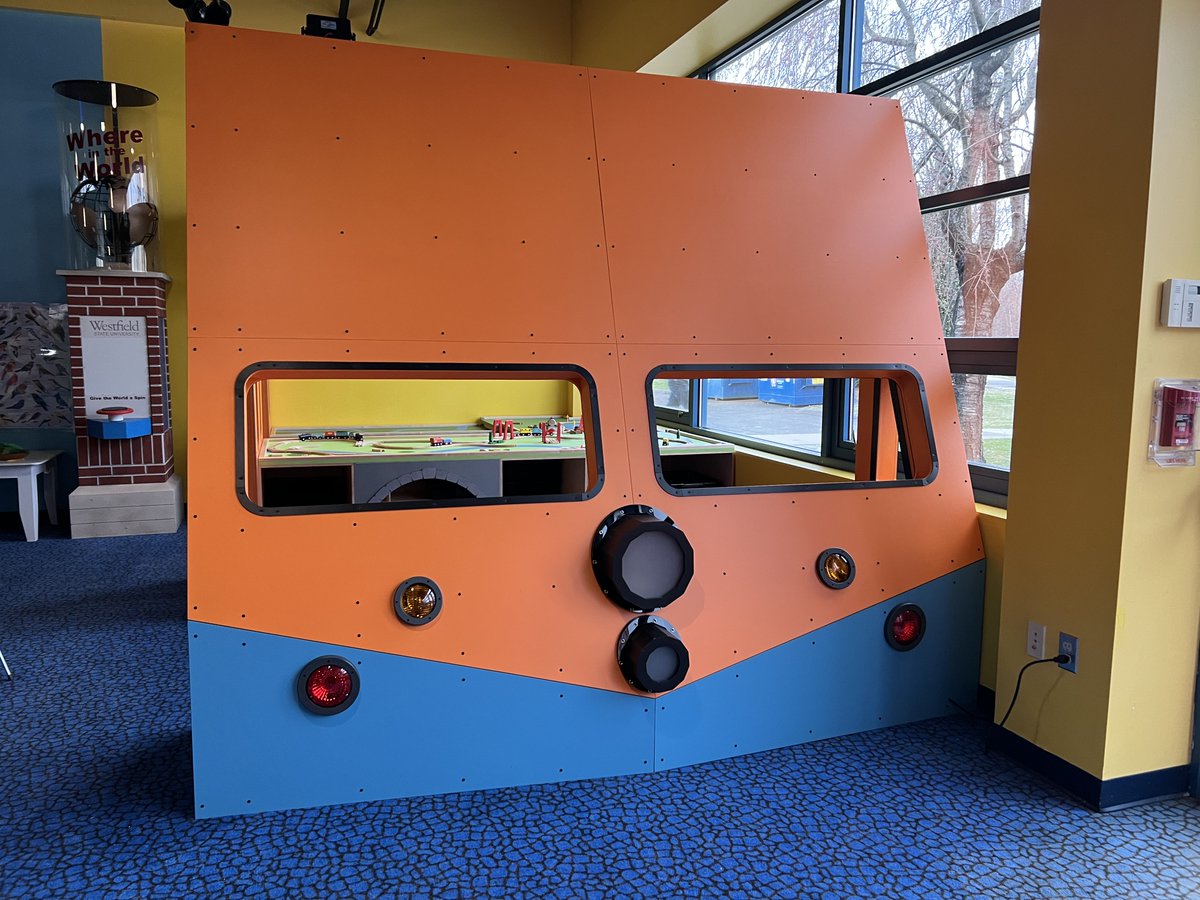 🚉The train has arrived at its final destination! 🚉

Be sure to check out this one of a kind interactive exhibit at Amelia Park Children's Museum in Westfield, MA!

#42designfab #fabrication #42df #designfabrication #customcreations #museumexhibit #museumfabrication