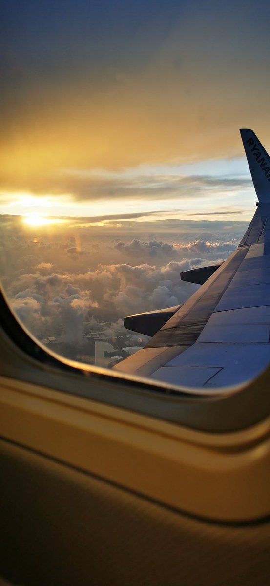 21LRN's tweet photo. To the sky we belong https://t.co/LzOwPpb048